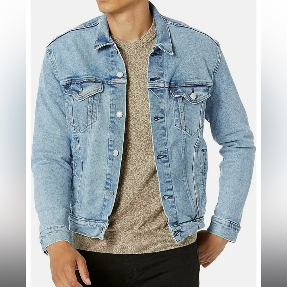 NWT Levi's Men's Trucker Jacket Light Stonewash Blue